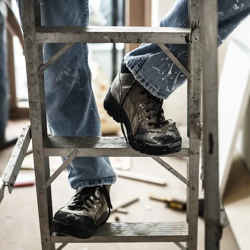 Work Related Injuries in Cochrane and it's recovery.